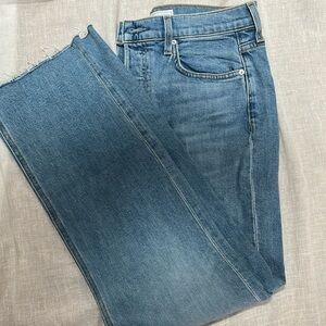 Frank and Eileen jeans 10 like new condition, distressed ham, straight leg